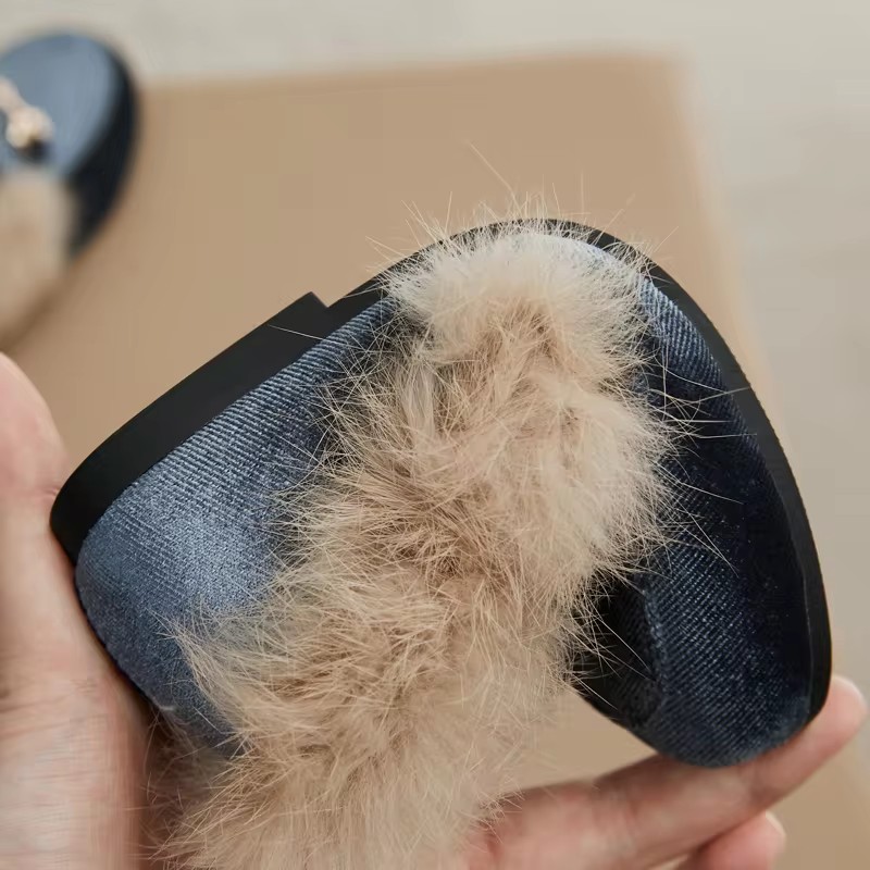 冬の子供の毛皮のプリンセスシューズ女の赤ちゃんベルベットブラ - Baby Product Brand のレビューと価格