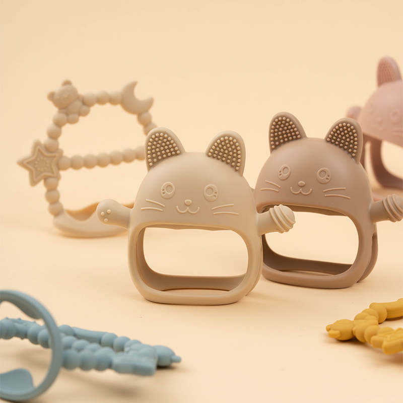 赤ちゃん用歯固めおもちゃ シリコン製歯固めミトン 赤ちゃん用 - Teething Mitten Baby のレビューと価格